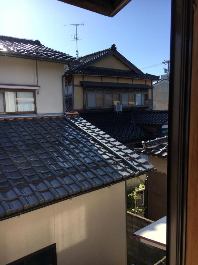 Guesthouse Hakuka Kanazawa Bagian luar foto