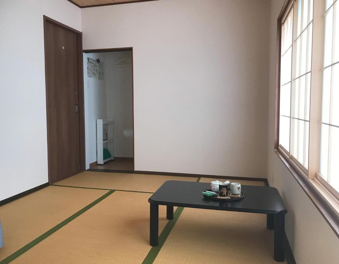 Guesthouse Hakuka Kanazawa Bagian luar foto