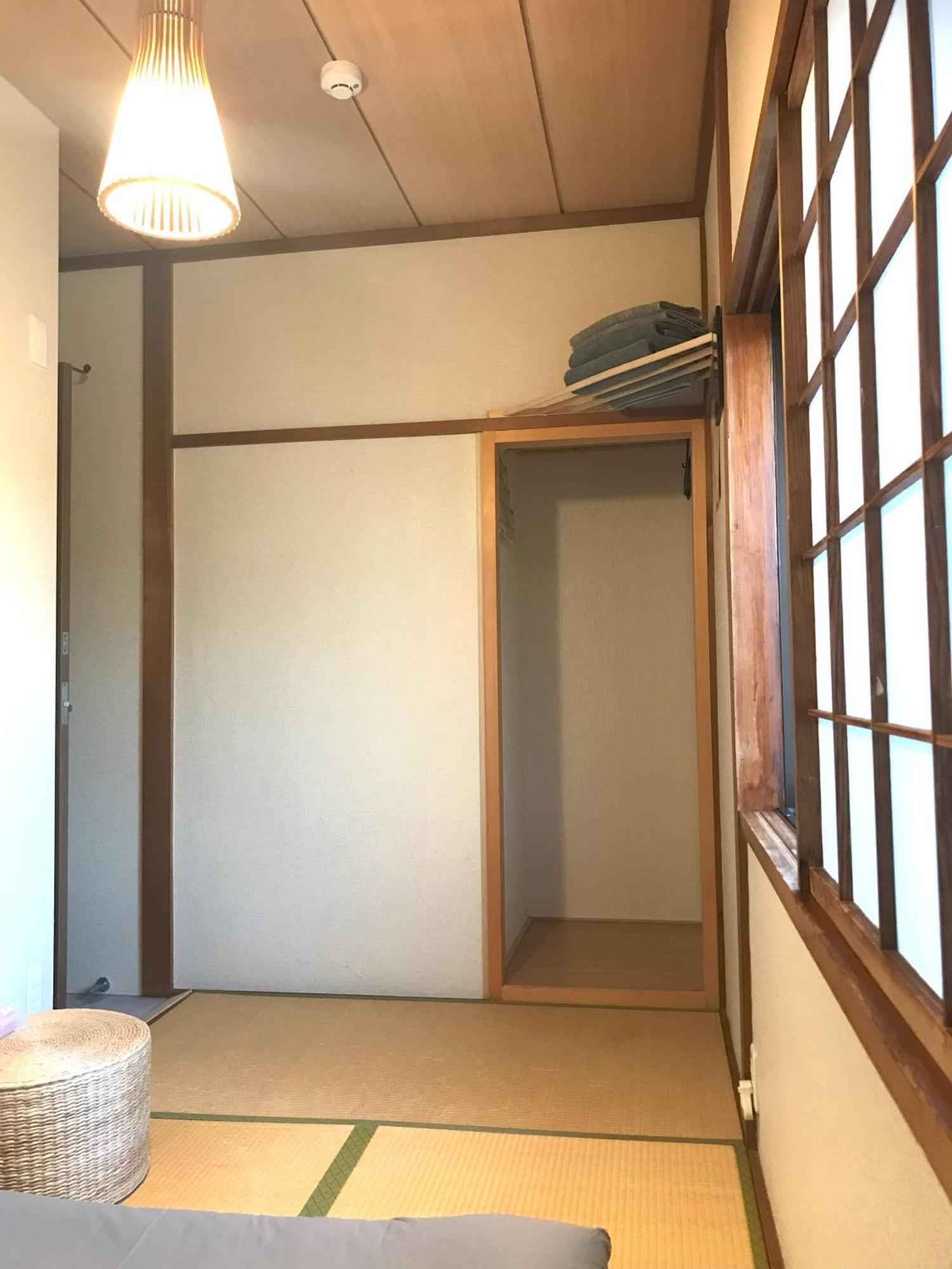 Guesthouse Hakuka Kanazawa Bagian luar foto